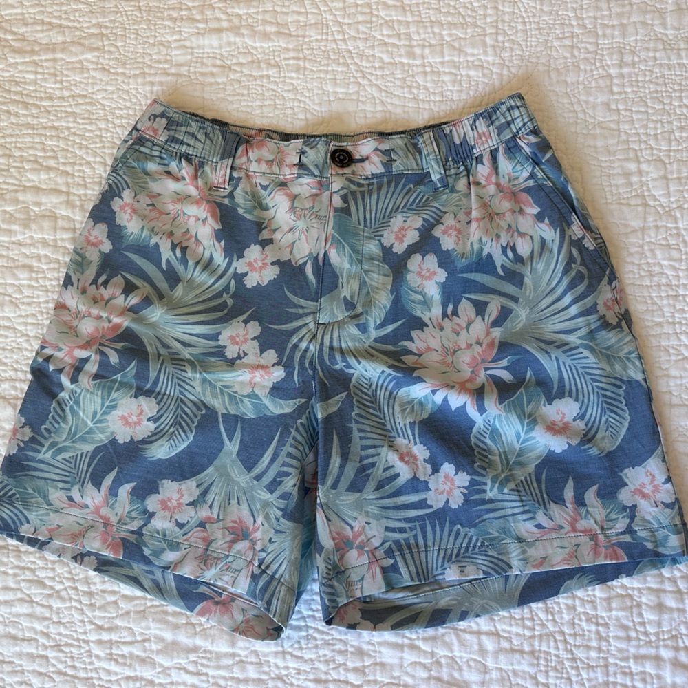 Chubbies Men’s 6” Floral Print Shorts – Blue Tropical Cotton Blend, Regular Fit